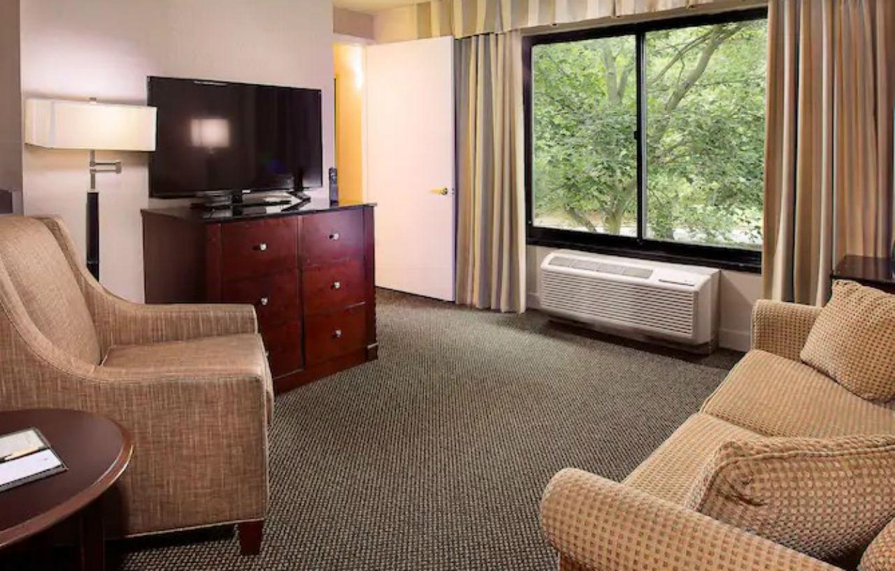Doubletree By Hilton Charlotte Airport Otel Dış mekan fotoğraf