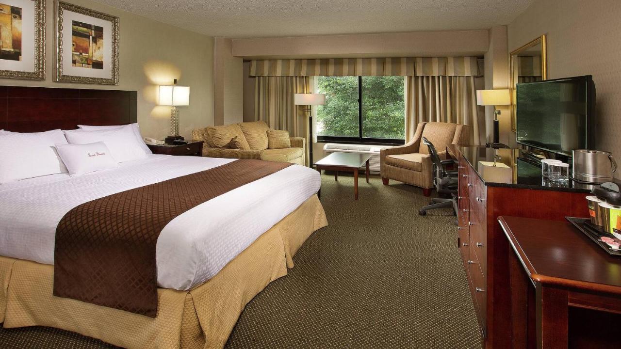Doubletree By Hilton Charlotte Airport Otel Dış mekan fotoğraf